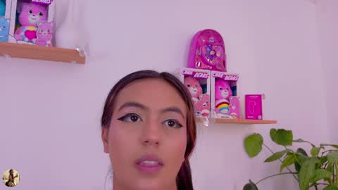 Emily Bank online show from April 10, 7:51 pm