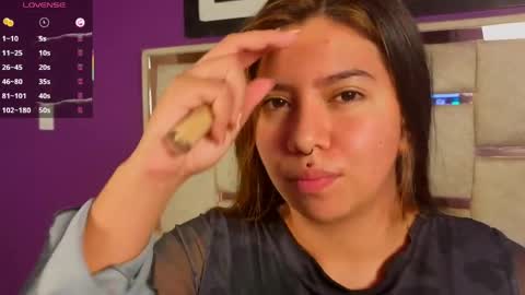 emilyy_cooperr online show from April 7, 12:05 pm