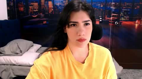 Snapshot of emilyycarterr chatting on November 19, 12:54 am Emily online show from November 19, 12:54 am