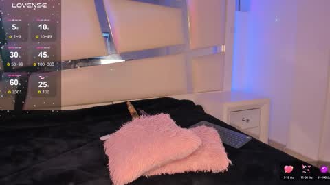 emma__js_ online show from March 5, 12:39 am