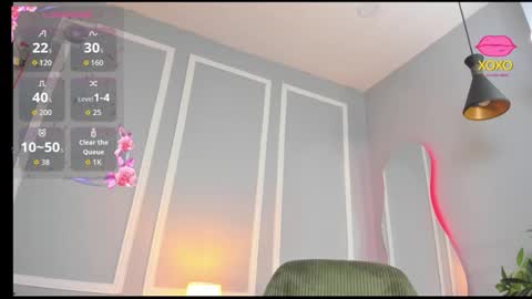 emma__rose1 online show from February 23, 7:00 pm