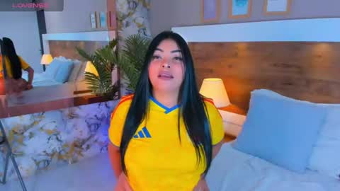 Snapshot of emma_bakker_ chatting on July 7, 1:15 pm Emma online show from July 7, 1:15 pm
