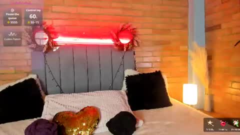 Hey Im EmmaHelp me reach 100 likes online show from July 5, 1:07 pm