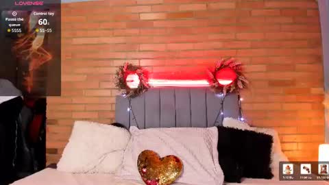 Hey Im EmmaHelp me reach 100 likes online show from July 6, 7:05 pm