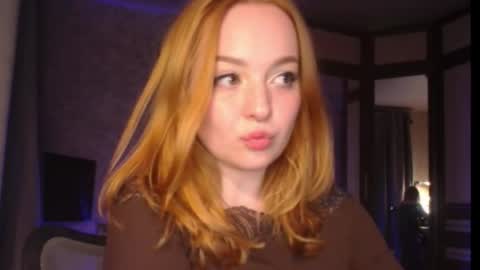 Emma and July online show from May 24, 10:15 pm