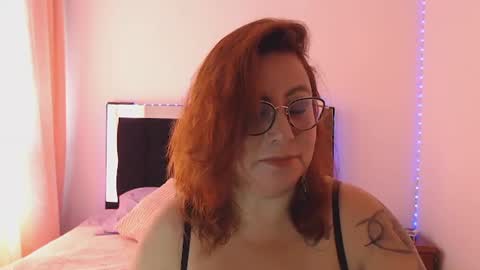 Snapshot of emma_bouvier chatting on August 1, 8:41 pm Emma online show from August 1, 8:41 pm