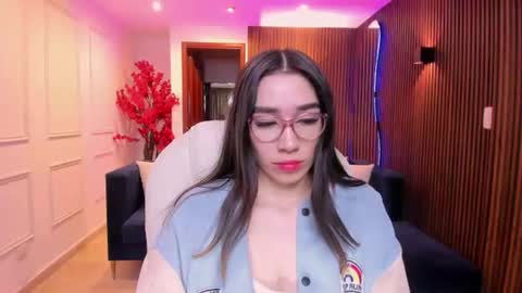 Snapshot of emma_caarter chatting on July 25, 3:26 am emma_caarter online show from July 25, 3:26 am