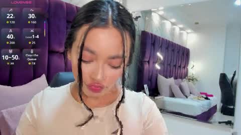 pau online show from April 12, 4:12 pm