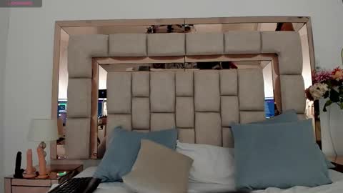 Snapshot of emma_castilloo chatting on November 3, 10:05 am Emma Castillo online show from November 3, 10:05 am