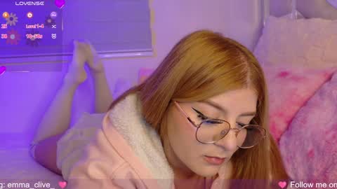  Emma  online show from April 9, 2:55 am