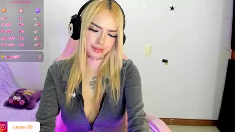 Emma online show from April 1, 9:34 pm