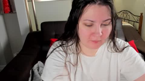 Emma online show from December 25, 5:05 pm