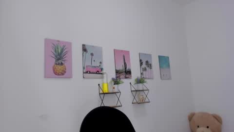 whises lits        online show from February 2, 8:29 pm