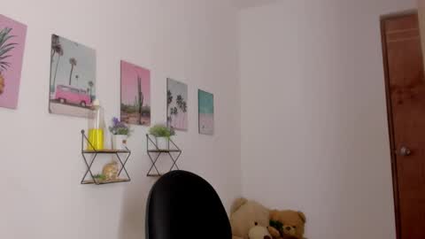 whises lits        online show from February 21, 1:45 pm