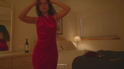 Snapshot of emma_lu1 chatting on February 14, 10:17 pm emma_lu1 online show from February 14, 10:17 pm