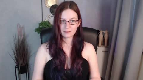 emma online show from March 6, 8:11 am