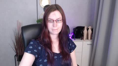 emma online show from March 16, 6:45 pm
