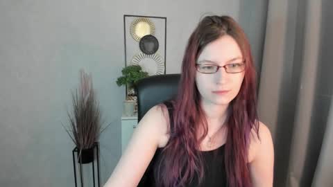 emma online show from March 24, 6:29 am