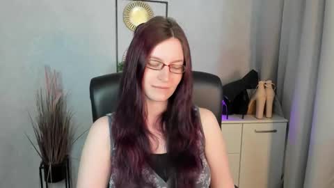 emma online show from May 27, 5:59 am