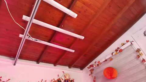 emma online show from October 21, 12:06 pm