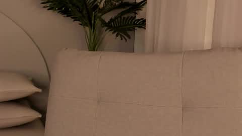 Emma Morgann online show from November 22, 11:09 am