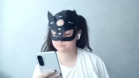 Snapshot of emma_natural28 chatting on July 14, 4:56 pm emma_natural28 online show from July 14, 4:56 pm
