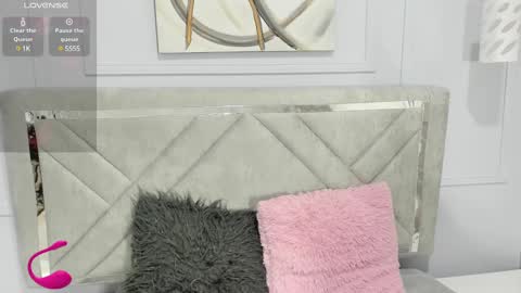 Snapshot of emma_payton chatting on January 15, 11:43 am Emma online show from January 15, 11:43 am