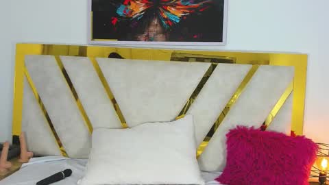 Snapshot of emma_payton chatting on September 9, 11:21 am Emma online show from September 9, 11:21 am