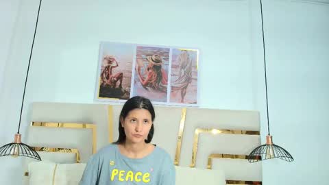 Snapshot of emma_payton chatting on November 17, 2:34 pm Emma online show from November 17, 2:34 pm