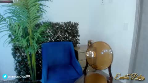 Emma online show from March 3, 4:03 pm