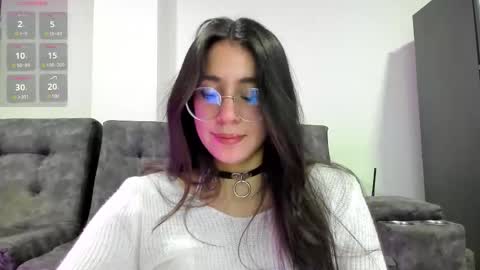 Emma online show from November 17, 4:18 am