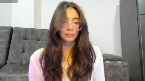 Emma online show from May 18, 3:35 am