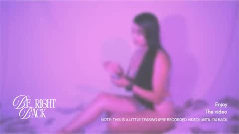 emma_whitee_ online show from November 19, 12:16 pm