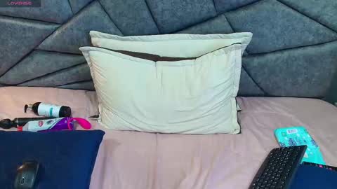 emma online show from February 21, 10:15 pm