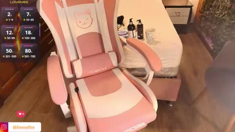 emma online show from March 14, 12:28 am