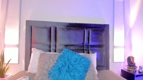 emma becket online show from March 11, 3:37 am