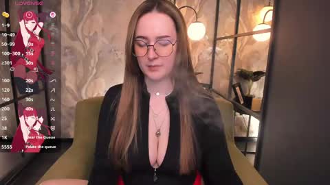 Emma online show from May 26, 10:39 pm