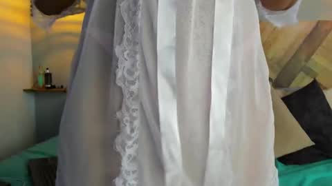 Snapshot of emmabrantt chatting on March 9, 4:00 pm Emma Brant online show from March 9, 4:00 pm