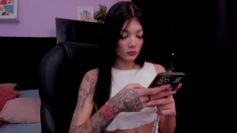 Emma  online show from February 3, 7:19 pm