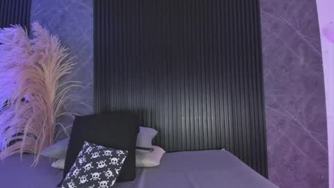 Snapshot of emmaclark_1 chatting on March 30, 7:15 pm emmaclark_1 online show from March 30, 7:15 pm