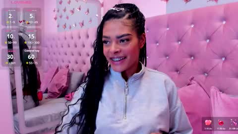 emmaebony_ online show from March 25, 11:38 am