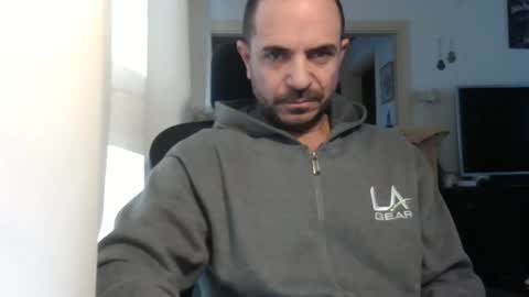 Ariel online show from January 17, 7:02 am