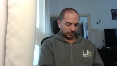 Ariel online show from February 18, 7:04 am