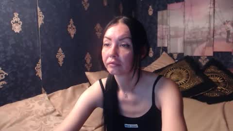 EmmaGoldX online show from October 31, 4:57 am