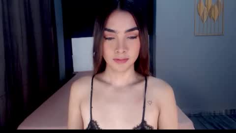 Emma online show from April 4, 1:15 am