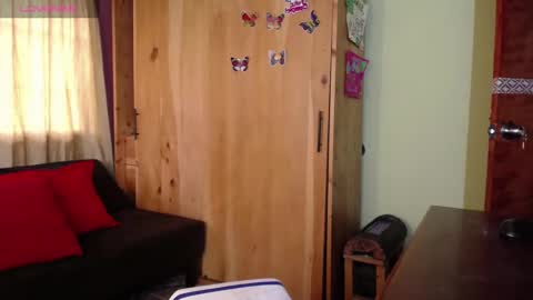 Andrea online show from January 4, 1:31 pm