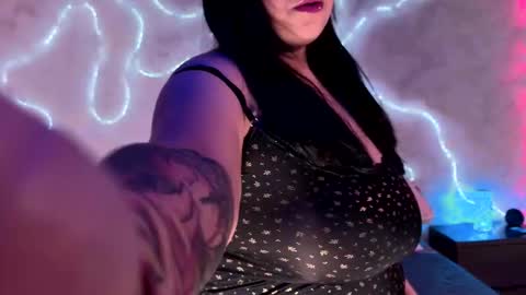  Emma  online show from December 17, 5:13 am