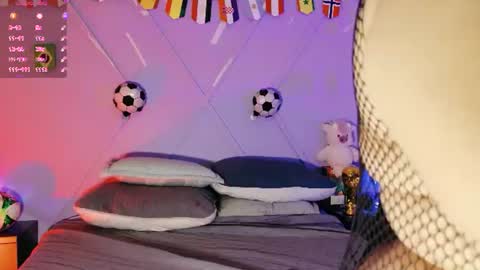  Emma  online show from July 1, 3:52 am