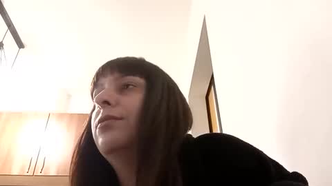 Snapshot of emmakrosss chatting on May 21, 3:52 pm EmmaKrosss online show from May 21, 3:52 pm