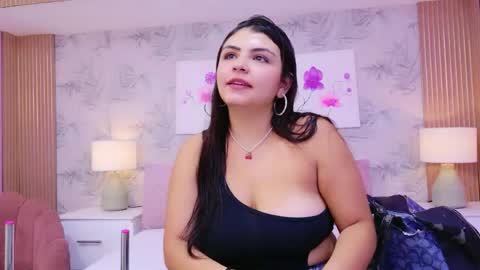 Emma Lee online show from April 17, 11:46 am